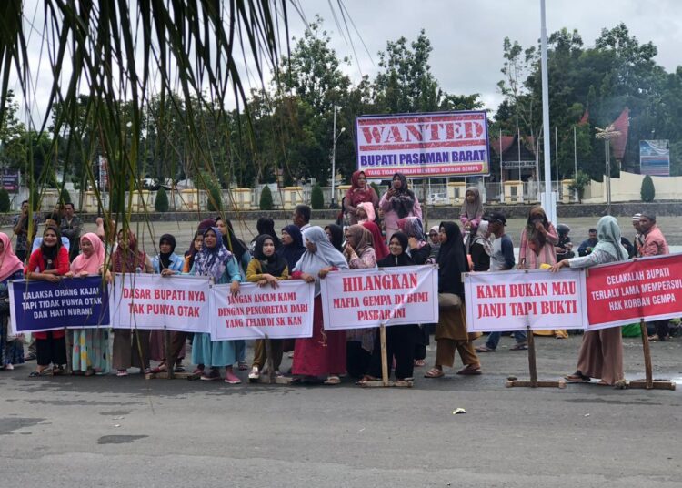 Pencairan Uang Bantuan Gempa