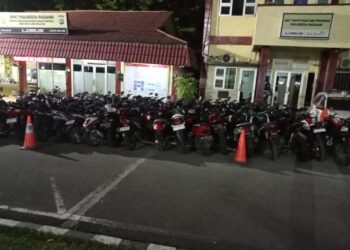 Puluhan Kendaraan Ditilang di Padang