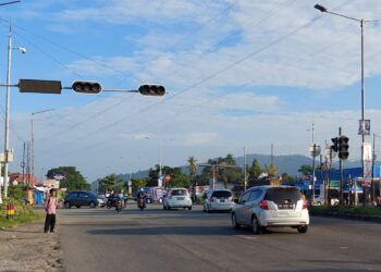 Traffic Light di Padang Tak Berfungsi