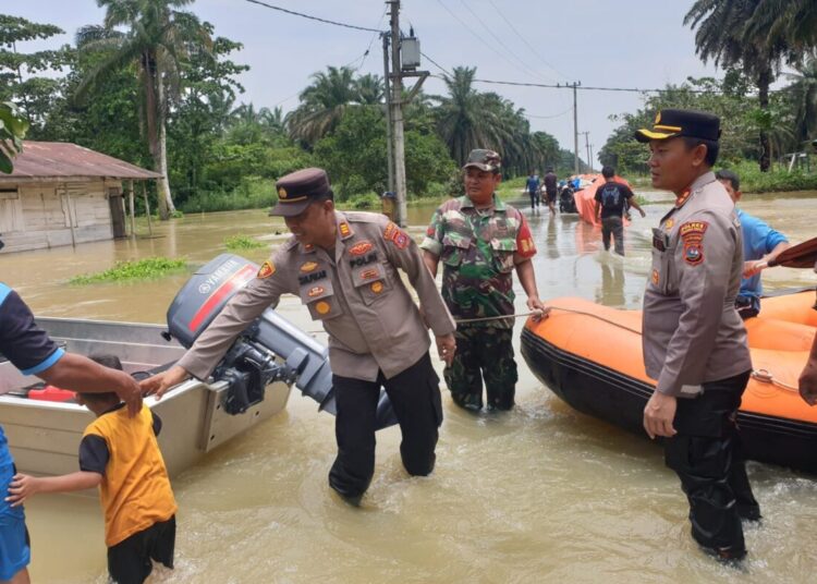 Evakuasi Banjir Pasaman Barat