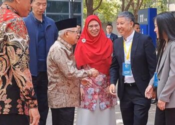 Ma'ruf Amin Suka Batik Padang