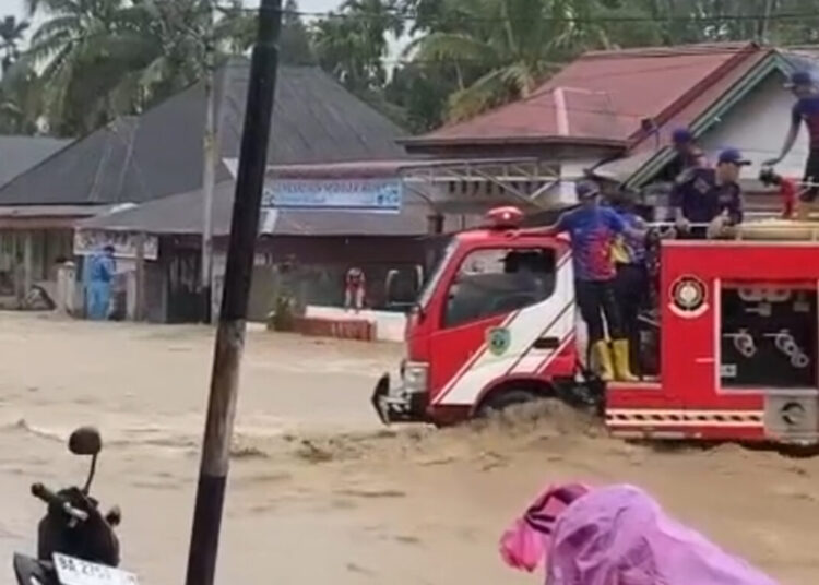 Banjir Lubuk Sikaping