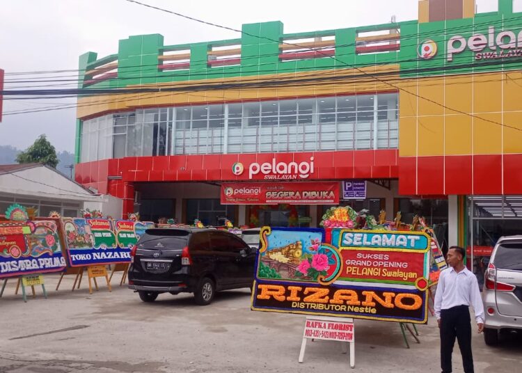 Pelangi Swalayan Resmi Dibuka Di Padang, Tersedia Promo Dan Voucher ...