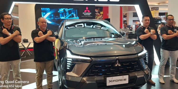 Launching dan pameran Mitsubishi XFORCE di Padang, Kamis (5/10)