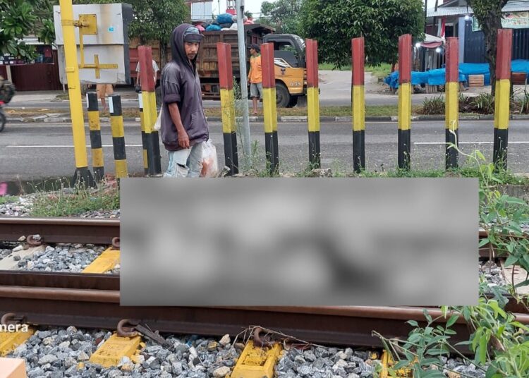 Pelajar Tewas Tertabak Kereta Api di Padang