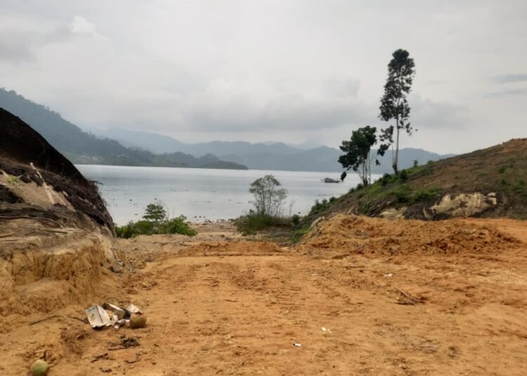 Resort di Pulau Cubadak Tarusan Pesisir Selatan