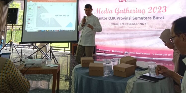 OJK Sumbar gelar media gathering