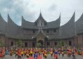 Istano Basa Pagaruyung, Batusangkar, Kabupaten Tanah Datar (foto: ANTARA)