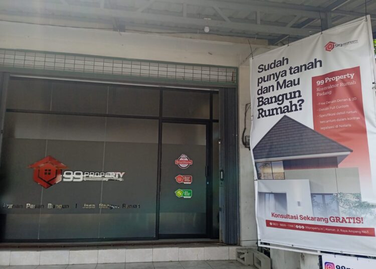 Perusahaan 99 Property di Kota Padang