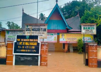 Banjir merendam tiga nagari di Pesisir Selatan pada Jumat, 19 Januari 2024.