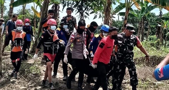 Seorang Pemuda Padang Pariaman tewas terbawa arus Sungai di Kalimatan Barat (foto: istimewa)