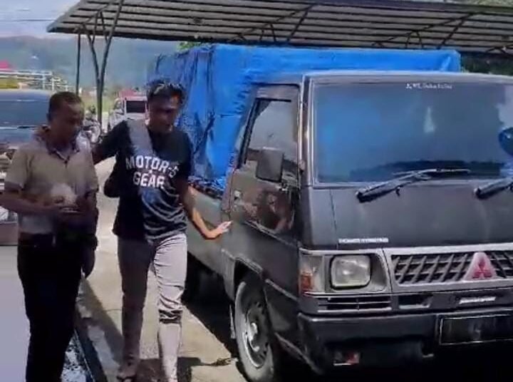 Polisi berhasil meringkus pelaku penimbun BBM di Limapuluh Kota.