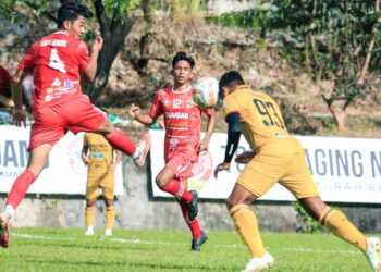 Semen Padang FC melakoni laga uji coba dengan Tim PON Sumbar. Foto: IG Semen Padang FC