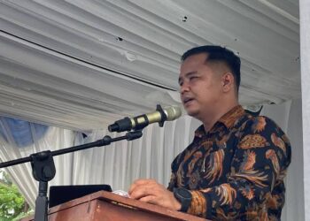 Foto, Ketua Bawaslu Pesisir Selatan, Afriki Musmaidi