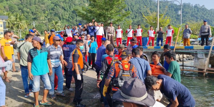 Korban tenggelam di perairan Bungus Padang ditemukan meninggal