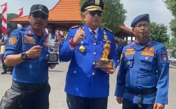 Tim pemadam kebakaran (Damkar) Kota Padang meraih dua penghargaan pada National Fire Fighter Skill Competition (NFCS) 2024 di Kota Surabaya.