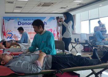 Bank Nagari menggelar donor darah (foto: Sumbarkita)