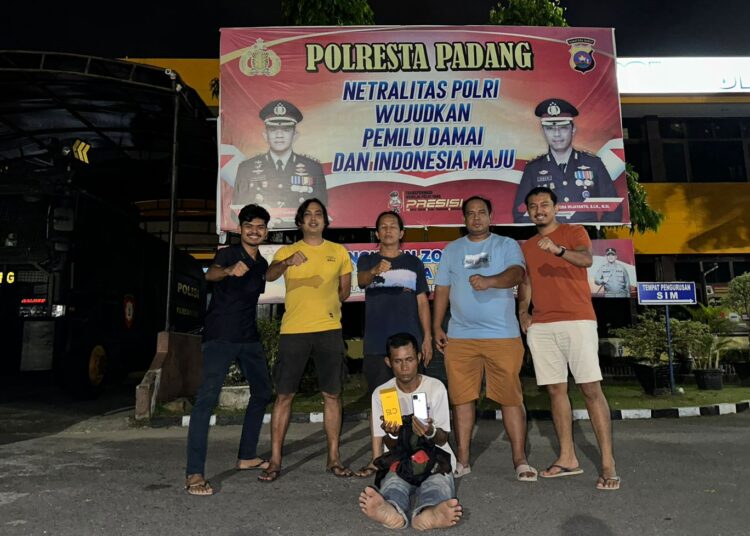 Pencuri HP di Padang ditangkap