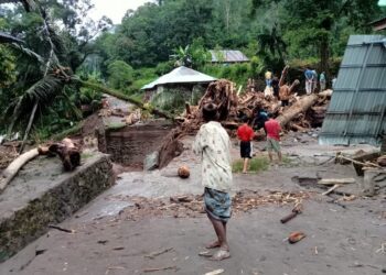 Kondisi pasca banjir dan longsor di Kecamatan Sutera, Pesisir Selatan