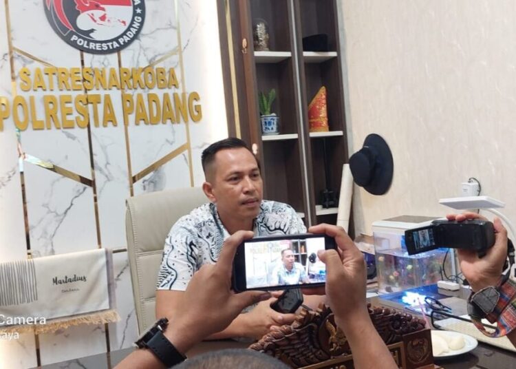 Kasat narkoba Polresta Padang, AKP Martadius