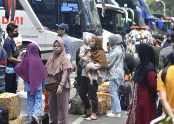 Ilustrasi mudik lebaran (foto: KOMPAS)