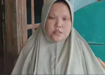 Ibu muda warga Desa Panpanjung, Moduhg, Bangkalan