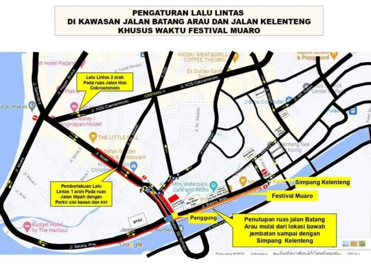 Rekayasa lalu lintas dan kantong parkir saat pergelaran Festival Muaro Padang 2024.