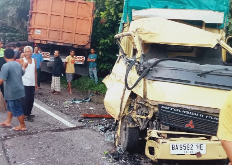 Kecelakaan lalu lintas di Jalan Lintas Sumatera Jorong Koto Nagari Sungai Lansek Kecamatan Kamang Baru Kabupaten Sijunjung, Minggu (28/4/2024)