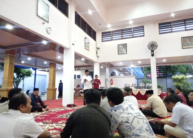 Wali Kota Padang Hendri Septa gelar buka puasa bersama awak media
