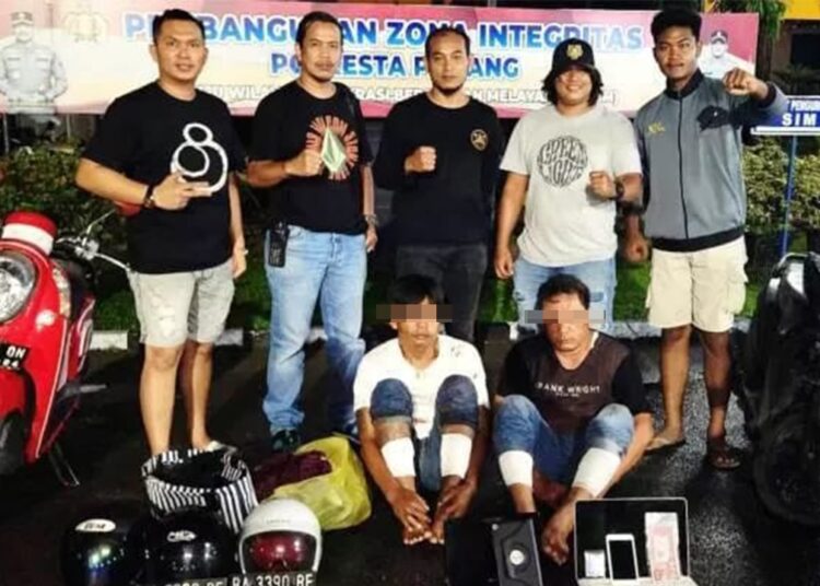 Dua warga Pekanbaru pelaku pencurian di Padang ditangkap