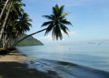 Pantai Nirwana, Kota Padang (foto: istimewa)