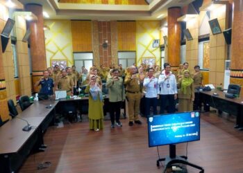 Dinas Komunikasi dan Informatika Kota Padang menggelar Bimtek Penanganan Insiden Kebocoran Data untuk Agen Comunity Security Response Team (CSIRT) Padang, Selasa (14/5/2024).