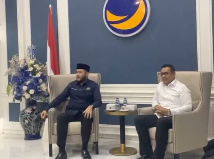 Ketua DPW Nasdem Sumbar Fadly Amran dan Epyardi Asda.