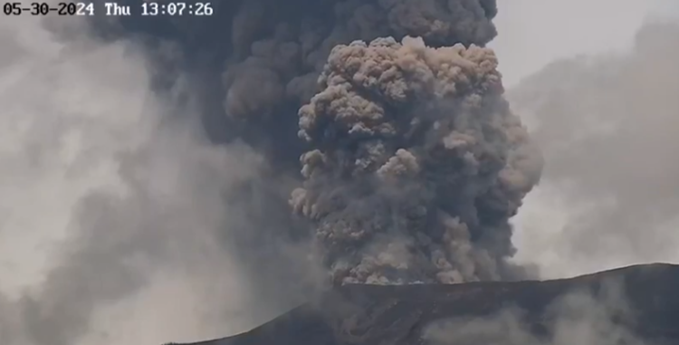 Gunung Marapi erupsi Kamis, 30 Mei 2024.