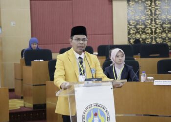 Rektor UNP Terpilih periode 2024-2029, Krismadinata.