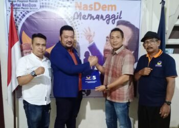 Rodu Chandra mendaftar bacalon Bupati Pesisir Selatan ke Nasdem