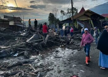 Penampakan dampak banjir lahar dingin di Bukik Tababuah Kabupaten Agam.