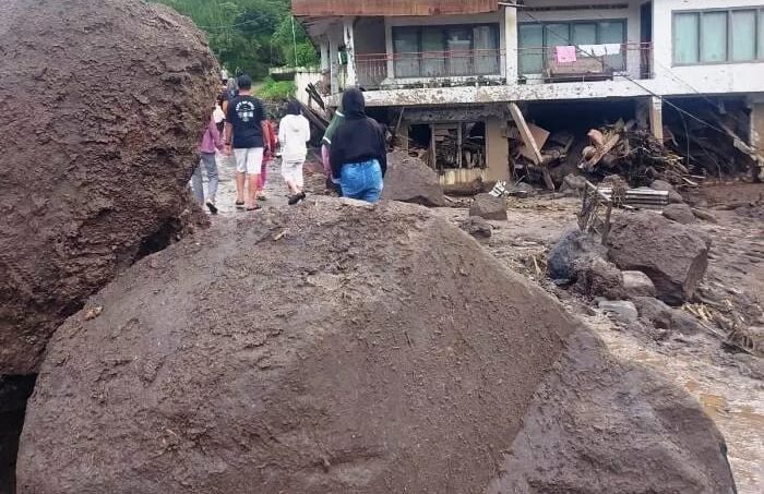 Batuan Besar Pasca Banjir Lahar Dingin Marapi Berpotensi Memicu Bencana ...