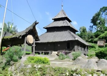 Masjid Tuo Kayu Jao Solok, Sumatera Barat, Indonesia (Foto sumber: shutterstock.com)