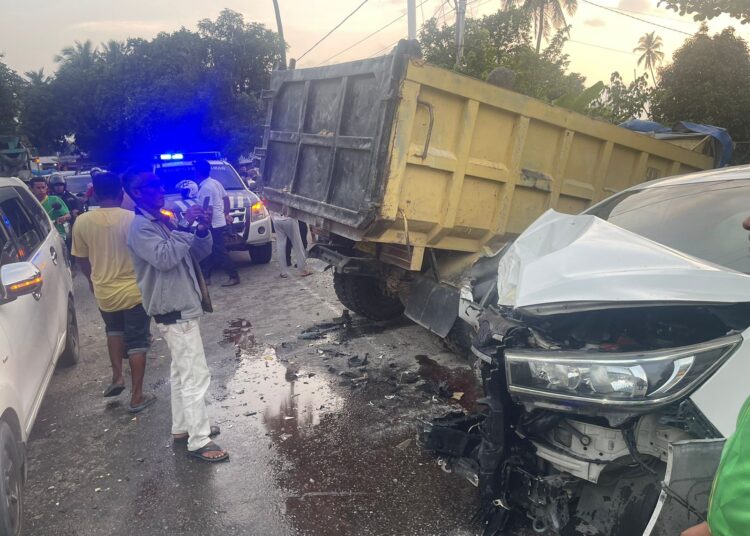 Kecelakaan beruntun di Padang Pariaman pada Senin, 25 Juni 2024.