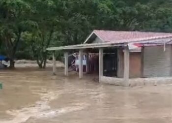 Banjir Ngarai Sianok Bukittinggi