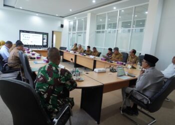 Rapat Pengendalian Inflasi di Balai Kota Padang Panjang, Senin 22 Juli 2024.