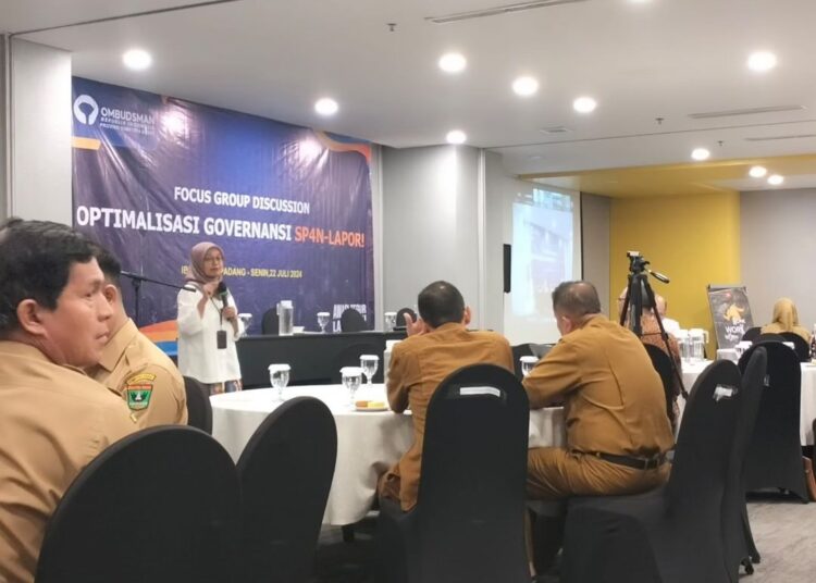 FGD Optimalisasi Governansi Sistem Pengelolaan Pengaduan Pelayanan Publik Nasional (SP4N) LAPOR (foto: Diskominfo Padang Panjang)