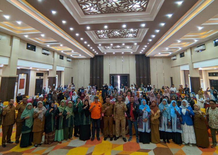 Sosialisasi dan Bimtek di Aula Hotel Mangkuto, Payakumbuh.