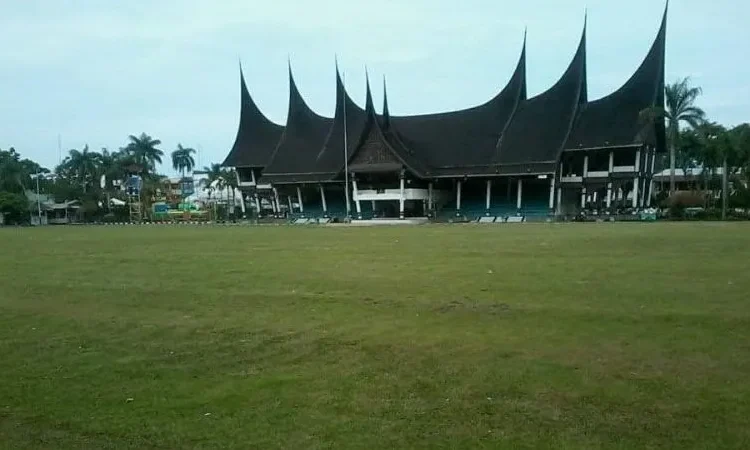 Lapangan Imam Bonjol di Kota Padang