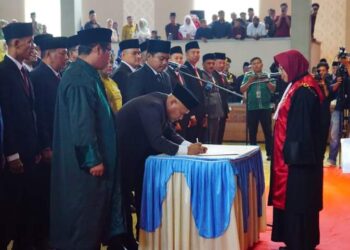 Pelantikan Anggota DPRD Dharmasraya periode 2024-2029 di Gedung Rapat Paripurna DPRD Dharmasraya.