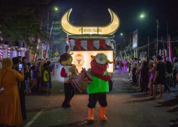 Acara Merah Putih Light Carnival Tahun Lalu di Kota Padang