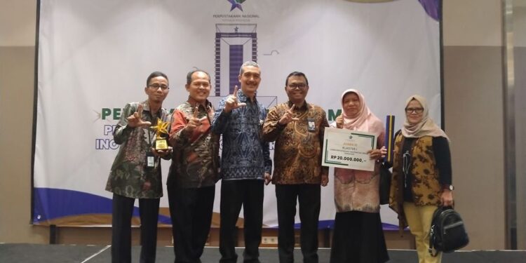 Perpustakaan SMA Negeri 1 Padang Panjang meraih peringkat ketiga pada Lomba Perpustakaan SMA/SMK/MA Tingkat Nasional (foto: Diskominfo Padang Panjang)