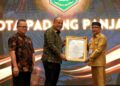 Kota Padang Panjang menjadi salah satu penerima Penghargaan Jaminan Sosial Ketenagakerjaan (Paritrana) atau Paritrana Award 2024 kategori Pemerintah Kabupaten/Kota