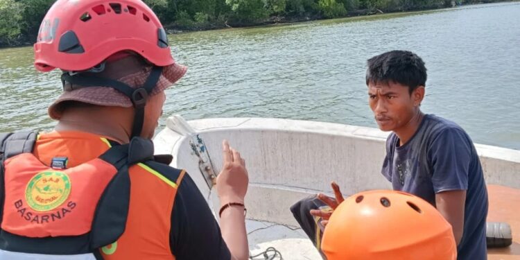 Basarnas Medan melakukan pencarian dan evakuasi jasad korban. Foto: Dok. Basarnas Medan.